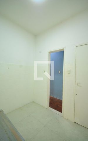 Apartamento à venda com 58m², 2 quartos e sem vagaCozinha