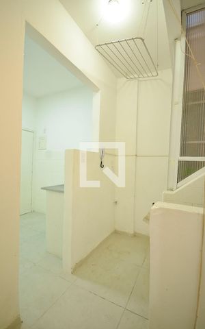 Apartamento à venda com 58m², 2 quartos e sem vagaDetalhe da area de serviço