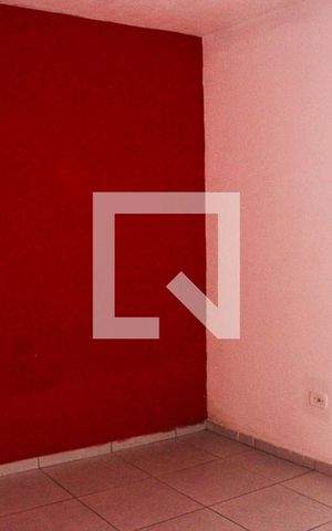 Casa para alugar com 30m², 1 quarto e sem vaga Casa para alugar com 30m², 1 quarto e sem vagaQuarto