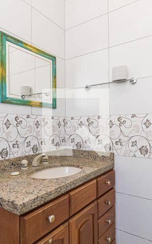 Apartamento à venda com 94m², 2 quartos e sem vagaBanheiro