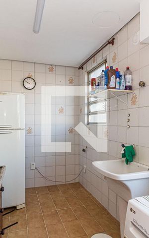 Apartamento à venda com 94m², 2 quartos e sem vagaCozinha e Área de Serviço