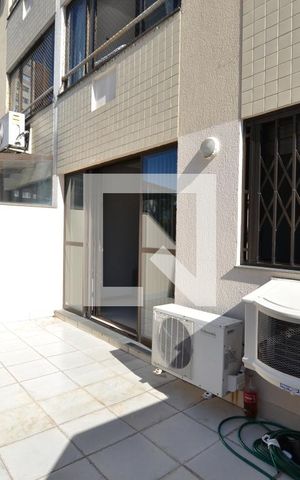 Apartamento à venda com 75m², 2 quartos e 1 vagaVaranda