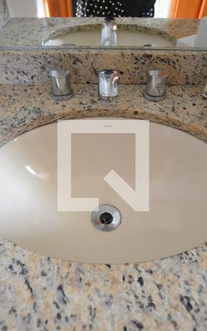 Apartamento à venda com 75m², 2 quartos e 1 vagaBanheiro