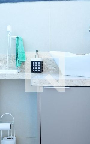 Apartamento para alugar com 105m², 2 quartos e 2 vagasBanheiro