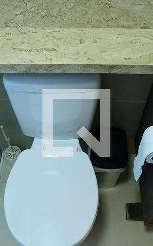 Apartamento para alugar com 105m², 2 quartos e 2 vagasBanheiro