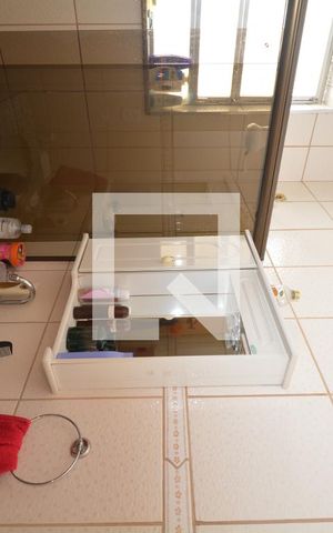 Apartamento à venda com 58m², 2 quartos e sem vagaBanheiro