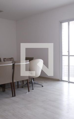 Apartamento para alugar com 105m², 3 quartos e 1 vagaSala