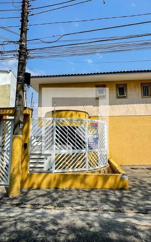 Casa de condomínio à venda com 102m², 3 quartos e 1 vagaFachada