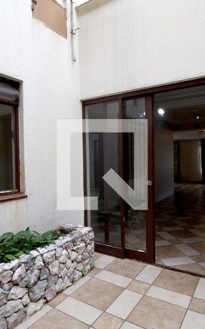 Casa para alugar com 300m², 3 quartos e 3 vagasJardim de Inverno