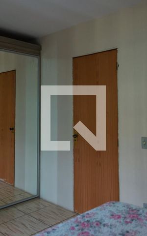 Casa à venda com 140m², 2 quartos e 2 vagasSuíte