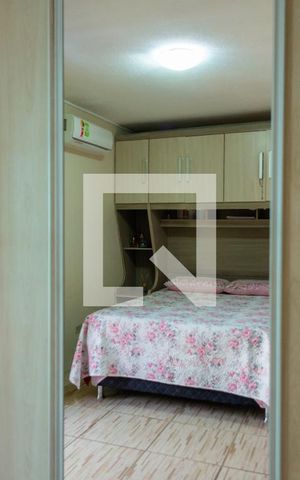 Casa à venda com 140m², 2 quartos e 2 vagasSuíte