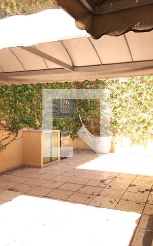 Casa à venda com 240m², 4 quartos e 4 vagasÁrea Externa