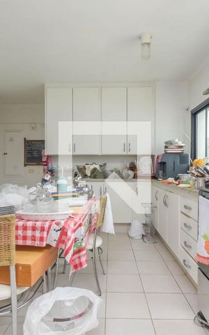 Apartamento à venda com 370m², 3 quartos e 2 vagas Apartamento à venda com 370m², 3 quartos e 2 vagasCozinha