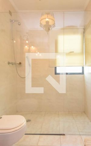Apartamento à venda com 370m², 3 quartos e 2 vagas Apartamento à venda com 370m², 3 quartos e 2 vagasBanheiro social 2