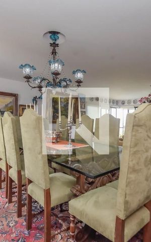 Apartamento à venda com 370m², 3 quartos e 2 vagas Apartamento à venda com 370m², 3 quartos e 2 vagasSala