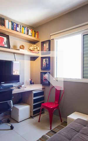 Apartamento para alugar com 95m², 3 quartos e 2 vagas Apartamento para alugar com 95m², 3 quartos e 2 vagasQuarto 2