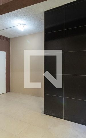 Casa para alugar com 30m², 1 quarto e sem vagaCozinha e Área de Serviço