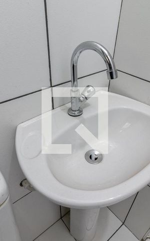 Casa para alugar com 30m², 1 quarto e sem vagaBanheiro