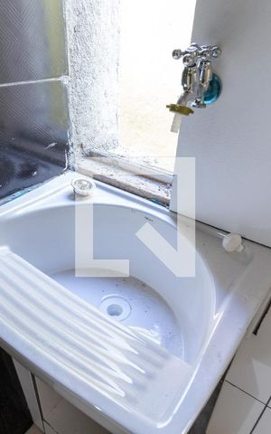 Casa para alugar com 30m², 1 quarto e sem vagaCozinha e Área de Serviço