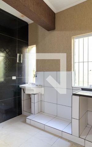 Casa para alugar com 30m², 1 quarto e sem vagaCozinha e Área de Serviço