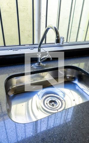 Casa para alugar com 30m², 1 quarto e sem vagaCozinha e Área de Serviço