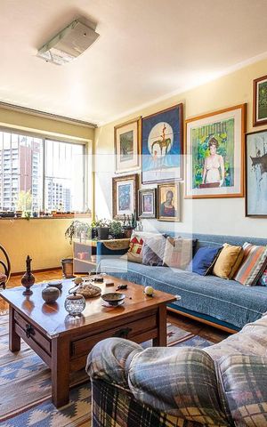 Apartamento à venda com 100m², 2 quartos e 1 vaga Apartamento à venda com 100m², 2 quartos e 1 vagaSala