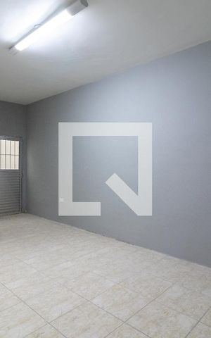Studio para alugar com 30m², 1 quarto e sem vagaSala e Quarto