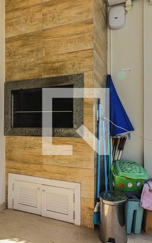 Casa à venda com 145m², 3 quartos e 3 vagas Casa à venda com 145m², 3 quartos e 3 vagasQuintal
