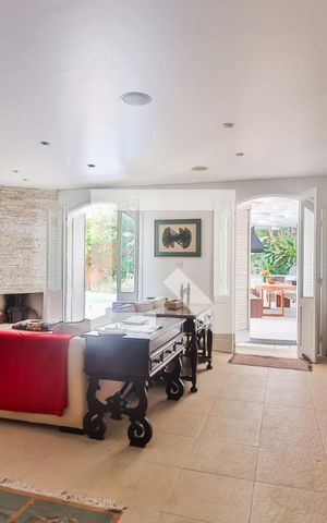 Casa à venda com 380m², 4 quartos e 3 vagasSuíte 1