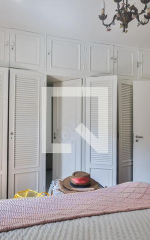 Casa à venda com 380m², 4 quartos e 3 vagasSuíte 3