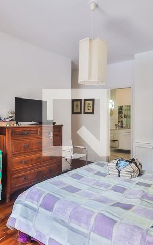Casa à venda com 380m², 4 quartos e 3 vagasSuíte 4