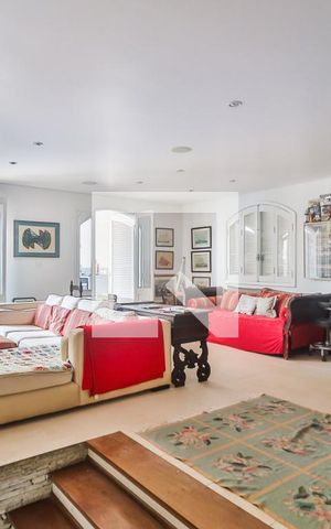 Casa à venda com 380m², 4 quartos e 3 vagasSuíte 1