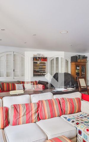 Casa à venda com 380m², 4 quartos e 3 vagasSuíte 1