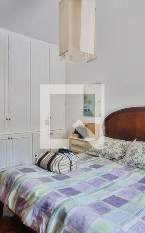 Casa à venda com 380m², 4 quartos e 3 vagasSuíte 4