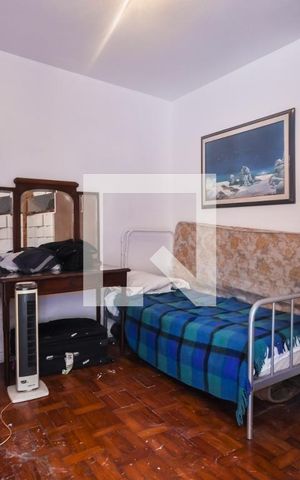 Casa à venda com 380m², 4 quartos e 3 vagasÁrea de Serviço - Quarto
