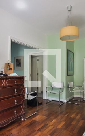 Casa à venda com 380m², 4 quartos e 3 vagasSala 2