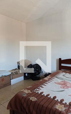 Casa à venda com 100m², 2 quartos e 5 vagas Casa à venda com 100m², 2 quartos e 5 vagasQuarto