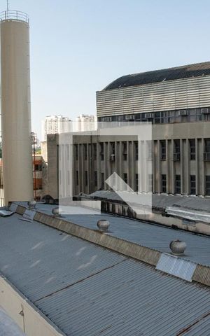 Apartamento à venda com 35m², 2 quartos e sem vagaSacada