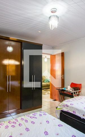 Casa à venda com 400m², 2 quartos e 2 vagas Casa à venda com 400m², 2 quartos e 2 vagasQuarto 2