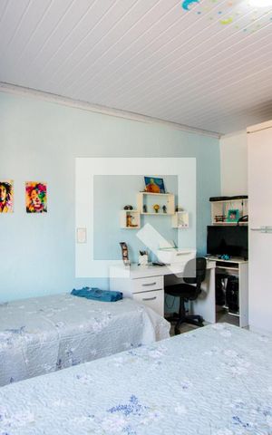Casa à venda com 400m², 2 quartos e 2 vagas Casa à venda com 400m², 2 quartos e 2 vagasQuarto 2