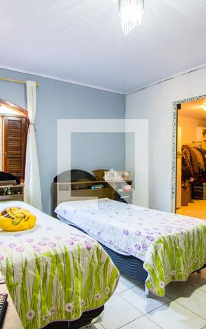 Casa à venda com 400m², 2 quartos e 2 vagas Casa à venda com 400m², 2 quartos e 2 vagasQuarto 1