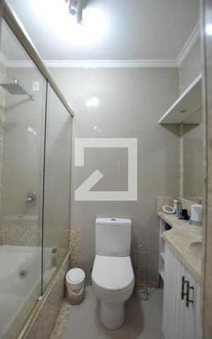 Casa de condomínio à venda com 204m², 4 quartos e 2 vagasBanheiro da Suíte 2