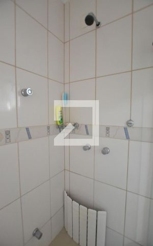 Casa de condomínio à venda com 204m², 4 quartos e 2 vagasBanheiro da Suíte