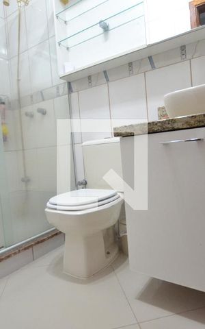 Casa de condomínio à venda com 204m², 4 quartos e 2 vagasBanheiro