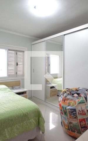 Casa de condomínio à venda com 204m², 4 quartos e 2 vagasQuarto
