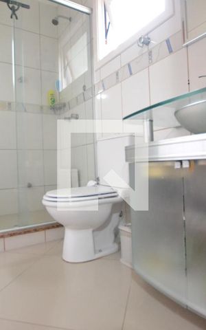 Casa de condomínio à venda com 204m², 4 quartos e 2 vagasBanheiro da Suíte