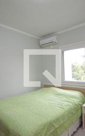 Casa de condomínio à venda com 204m², 4 quartos e 2 vagasQuarto
