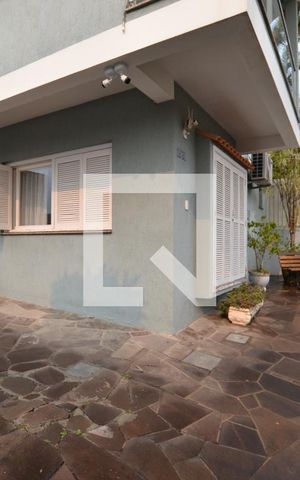 Casa de condomínio à venda com 204m², 4 quartos e 2 vagasFachada/ Área Comum