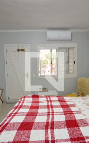Casa de condomínio à venda com 204m², 4 quartos e 2 vagasSuíte 1