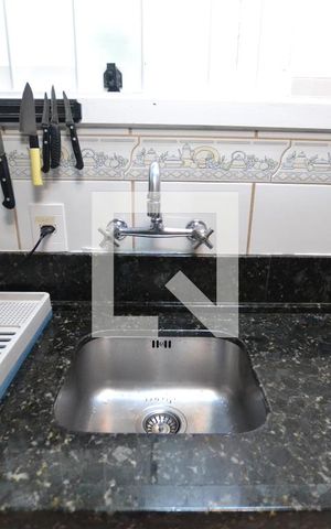 Casa de condomínio à venda com 204m², 4 quartos e 2 vagasCozinha